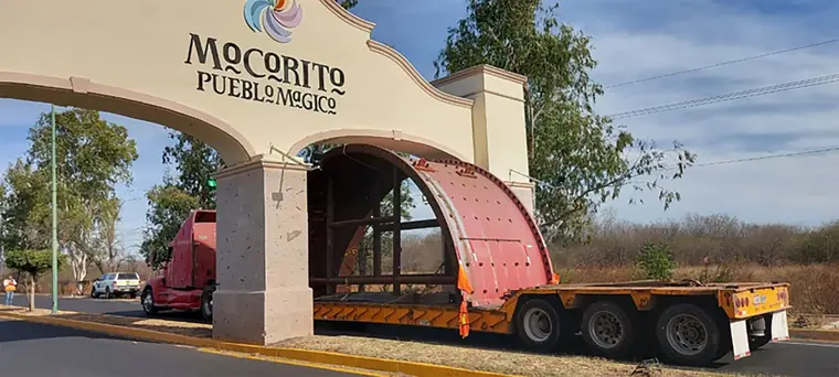 The Fenix mill arriving in Mocorito