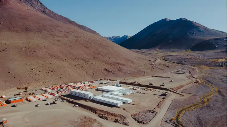 The Los Azules camp from the air