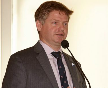 Speaker profile Ian Bliss