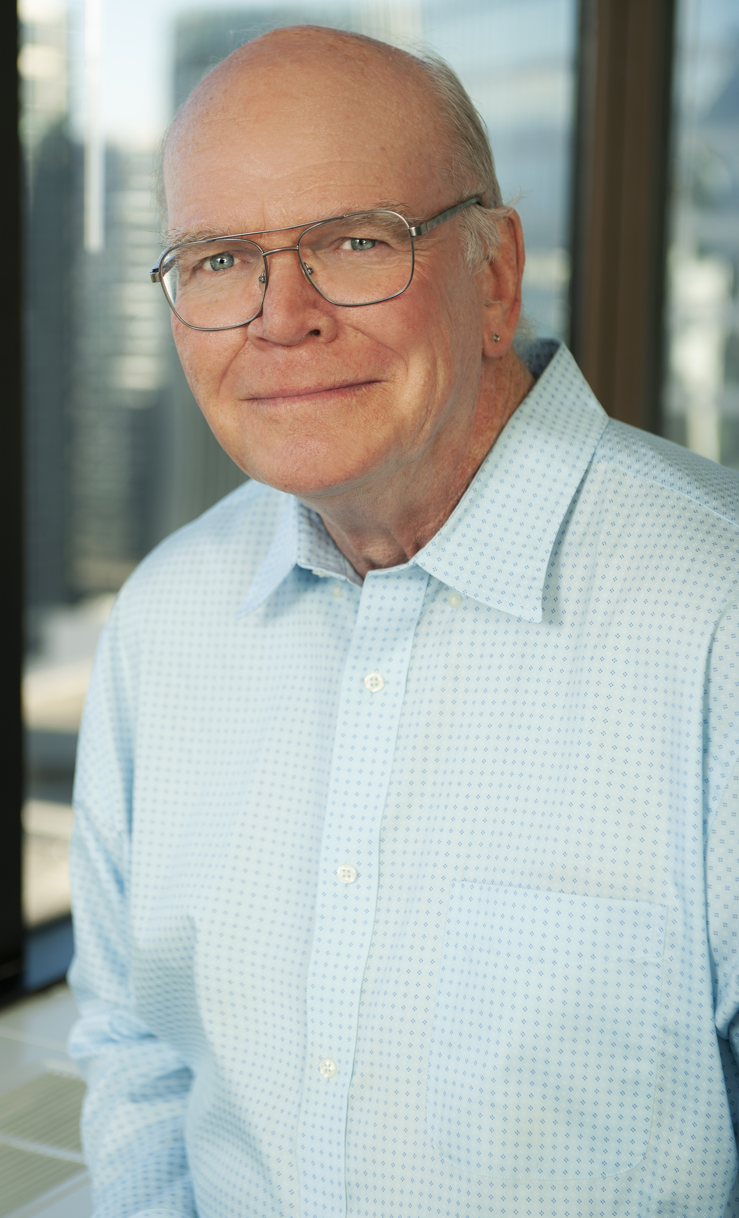 Speaker profile Dr. Peter Megaw