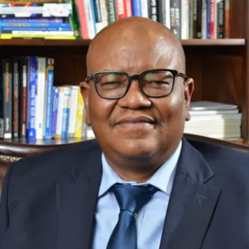 Speaker profile  Zebra Kasete