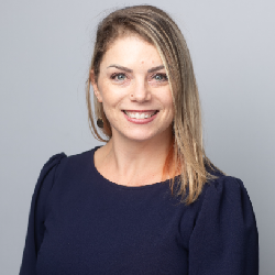 Caroline Pienaar profile